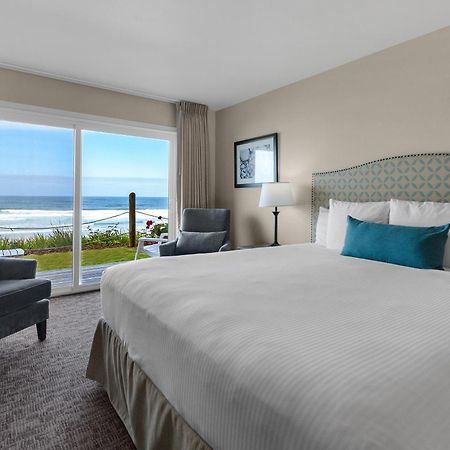 Pelican Shores Inn Lincoln City Bagian luar foto