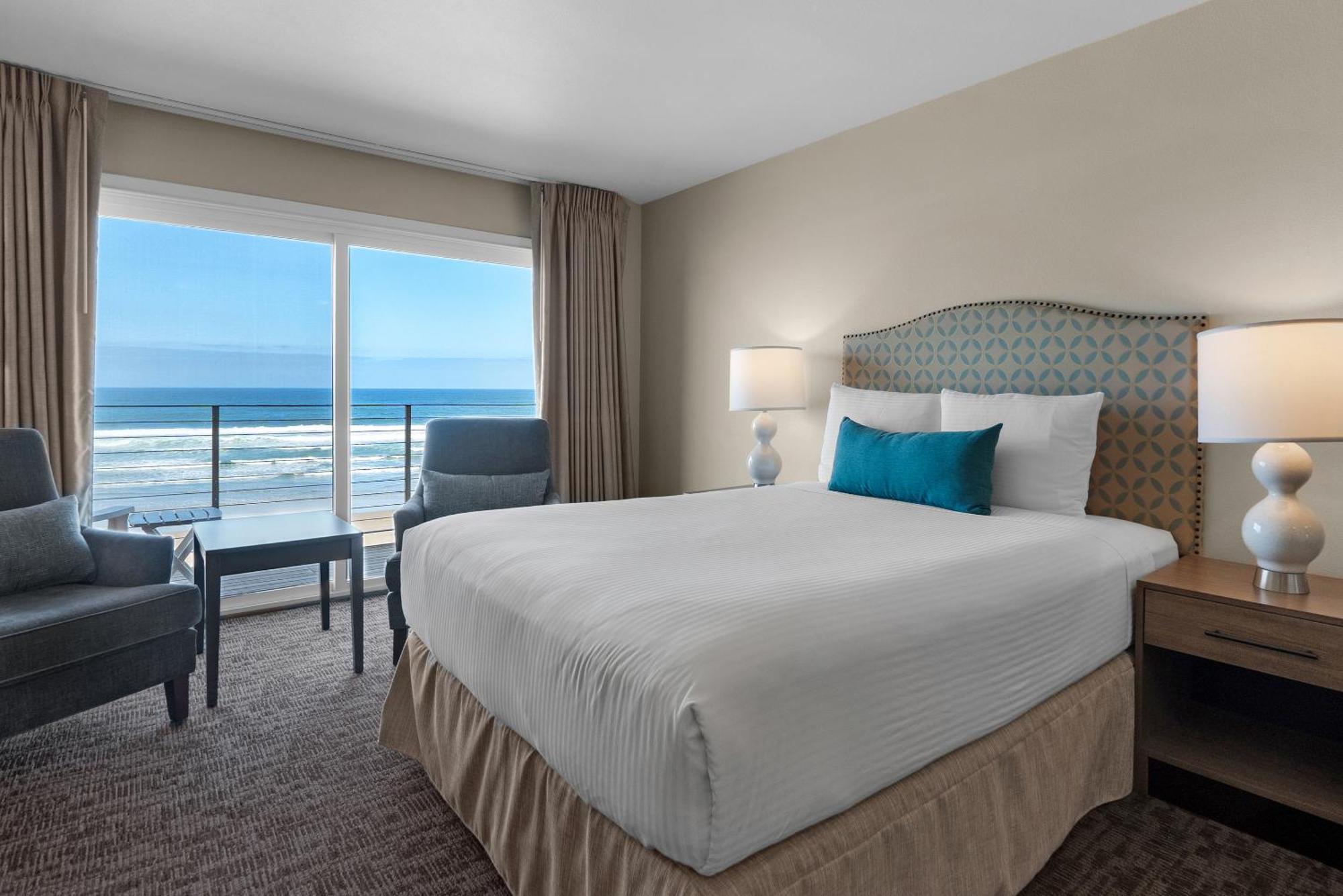 Pelican Shores Inn Lincoln City Bagian luar foto