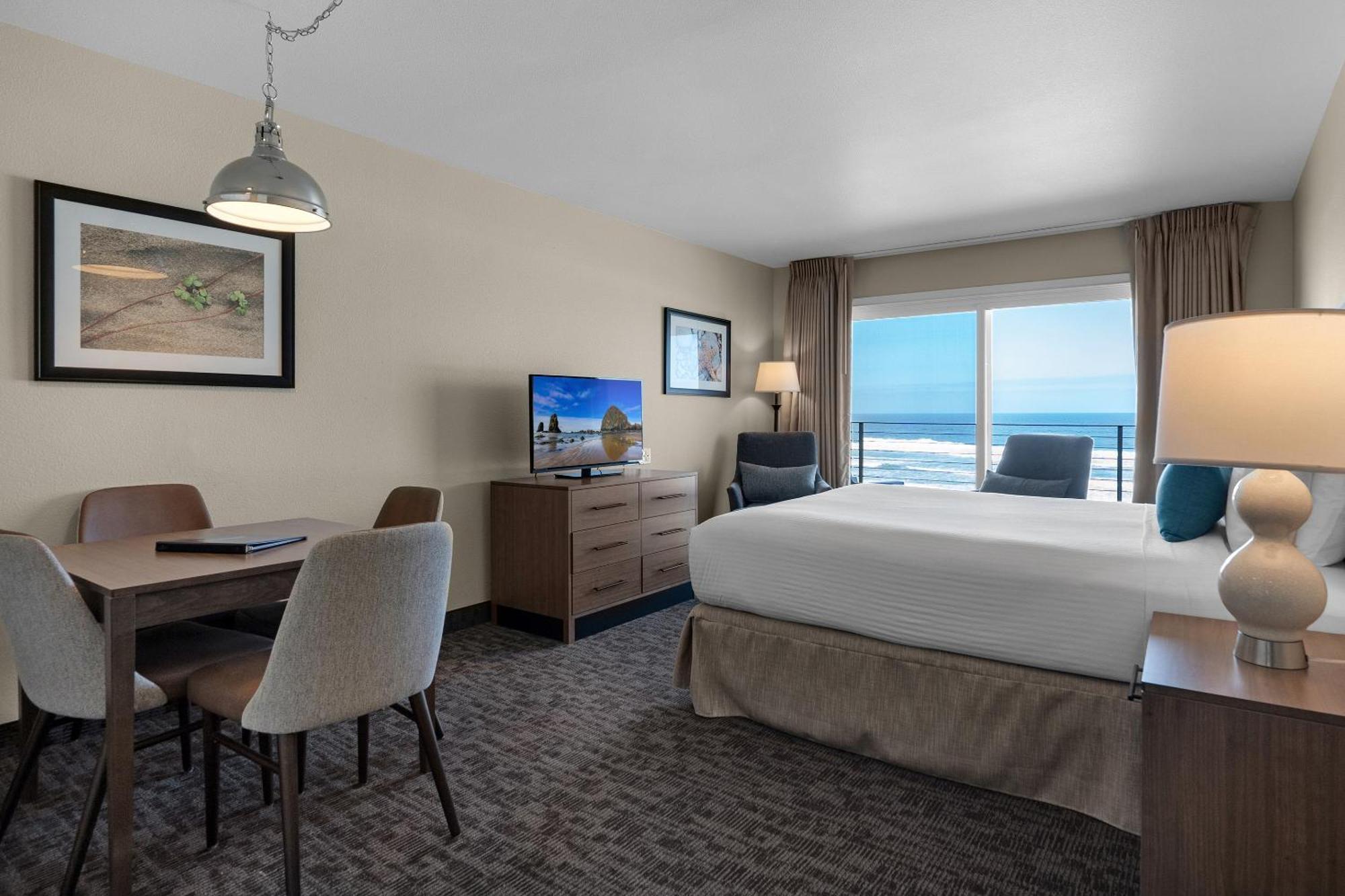 Pelican Shores Inn Lincoln City Bagian luar foto