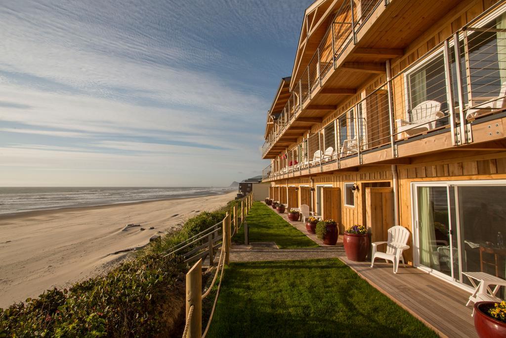 Pelican Shores Inn Lincoln City Bagian luar foto